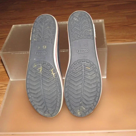 CROCS Red White Blue Slip-On Comfort Flat Shoes Size W 10 - Picture 4 of 4